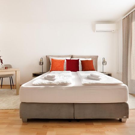 Neu! Apartment Mit Klimaanlage, Nahe Hauptbahnhof Bécs Kültér fotó
