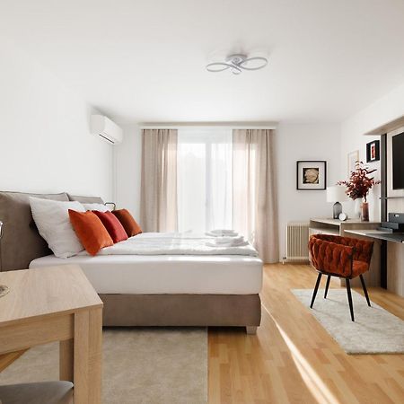Neu! Apartment Mit Klimaanlage, Nahe Hauptbahnhof Bécs Kültér fotó